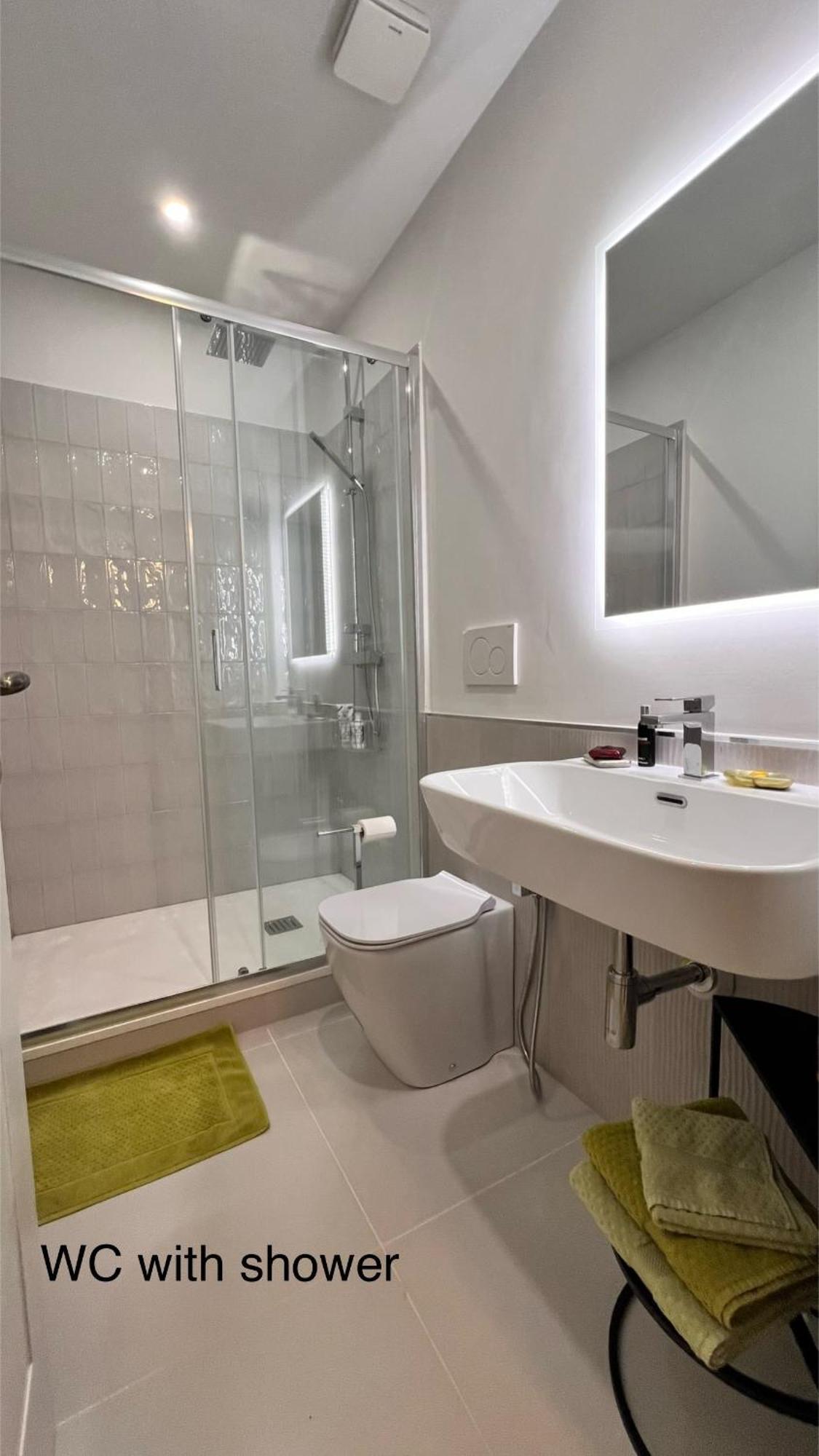 3Bdr Apartment In The Heart Of Рим Екстер'єр фото